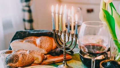 中京电子：目前正开发AI服务器、AI眼镜类客户